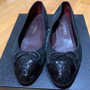 WOMENS CHANEL BLACK SUEDE SIZE 40